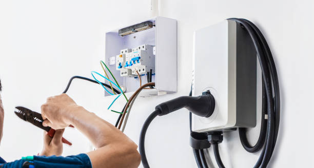 Best Emergency Electrical Repair  in Slaton, TX